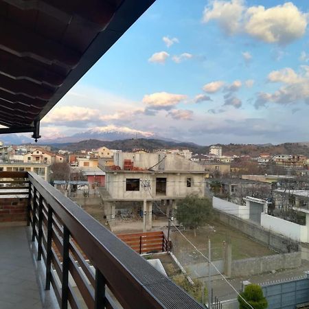 Sara'S Villa Shkodër Esterno foto