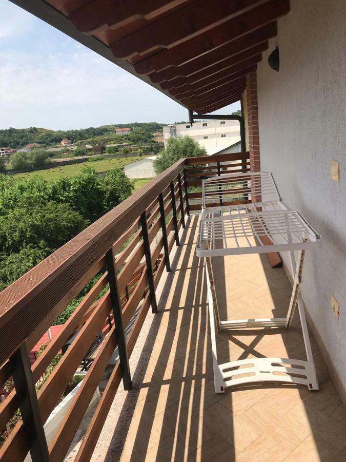 Sara'S Villa Shkodër Esterno foto