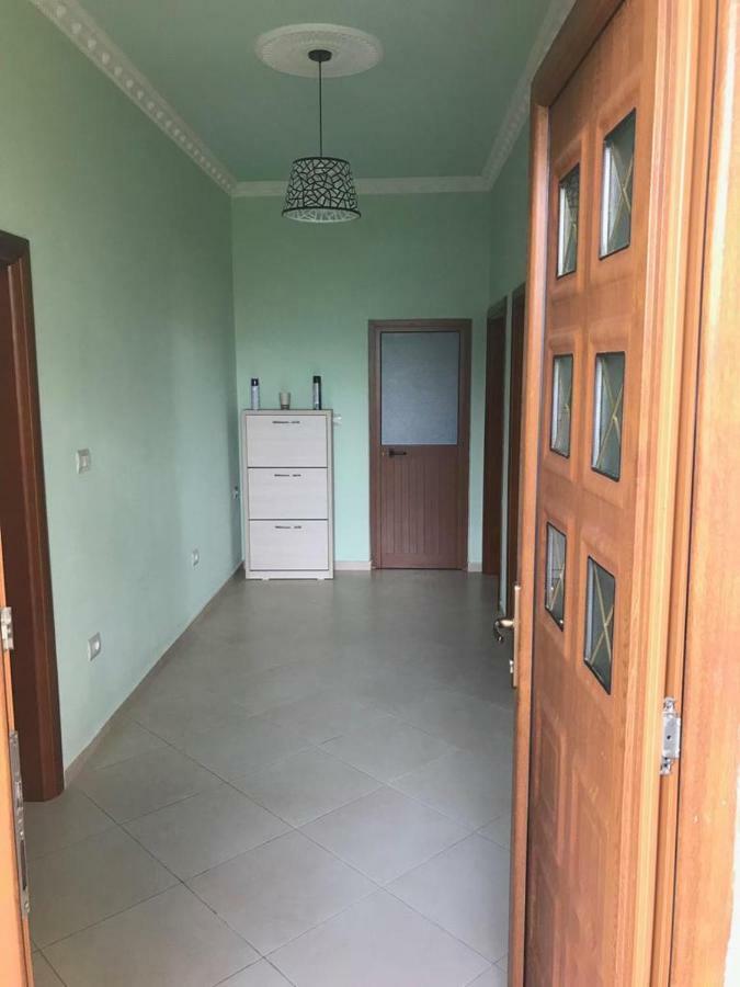 Sara'S Villa Shkodër Esterno foto