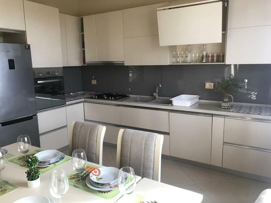 Sara'S Villa Shkodër Esterno foto